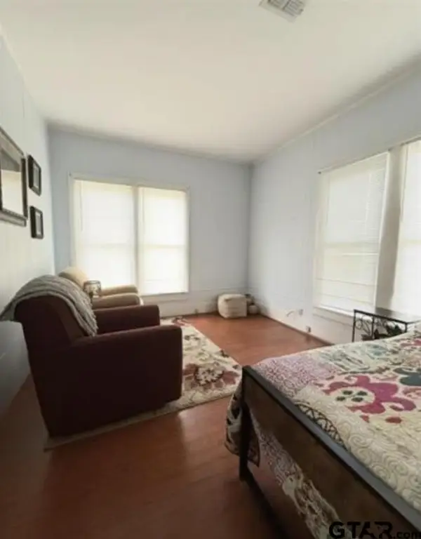 Picture 15