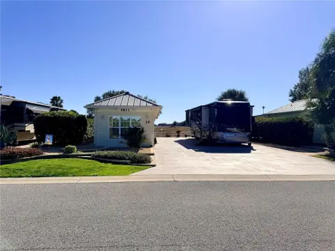 Upgraded Lot in Motorcoach Resort