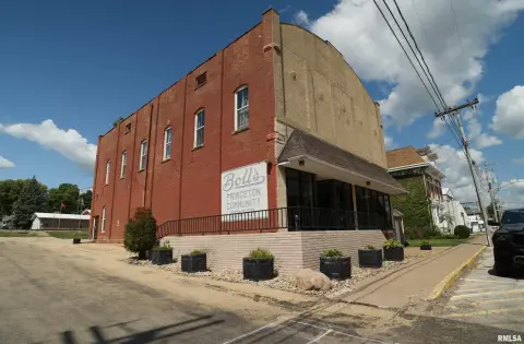 Historic Building on River Drive