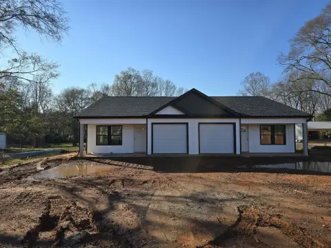 New Construction Duplex in Inman