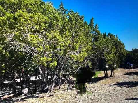 Land in Bandera, Texas