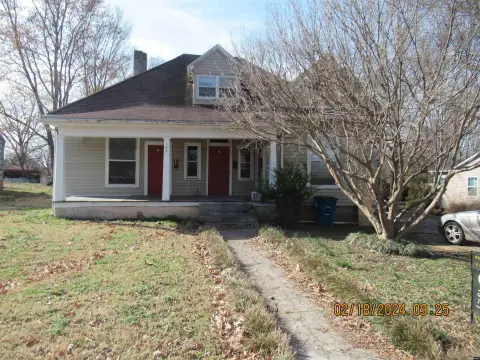 Multi-Unit Triplex in Martin, TN