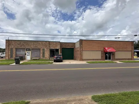 Union City Warehouse with Storefronts