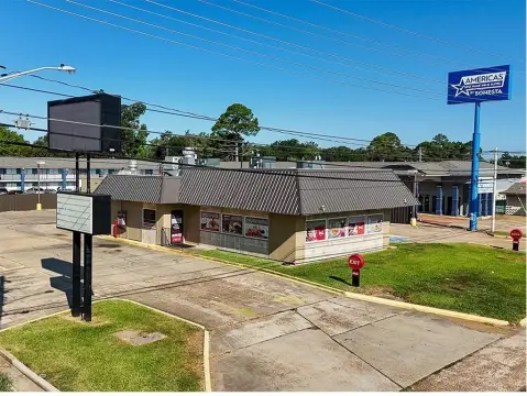 Drive-Through Restaurant Building