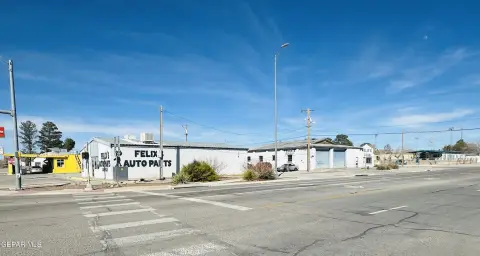 Commercial Property in Growing Anthony