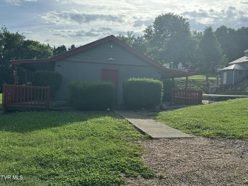 Picture 19