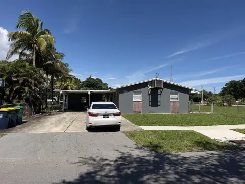 Duplex with Storage