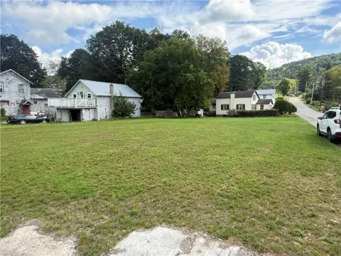 Commercial Intersection Lot