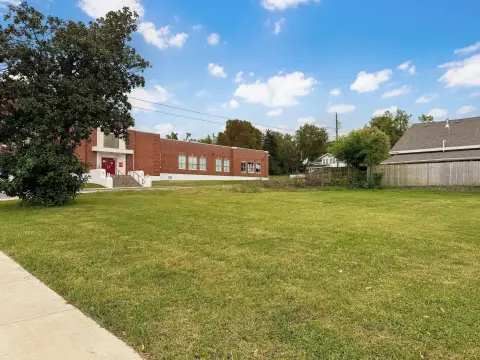 Ozark, MO C4 Zoned Land