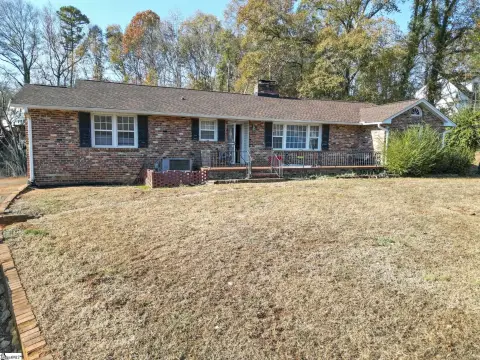 Mixed-Use Property on Poinsett Highway