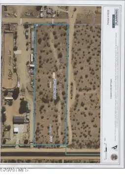 Land in Littlerock, California