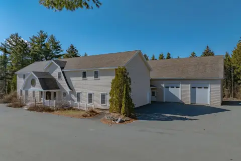 Flex Building with Shop Space