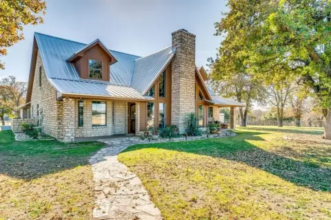 Turnkey Horse Property with Arena