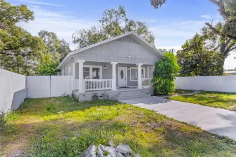 Versatile Mixed-Use Property, Tampa