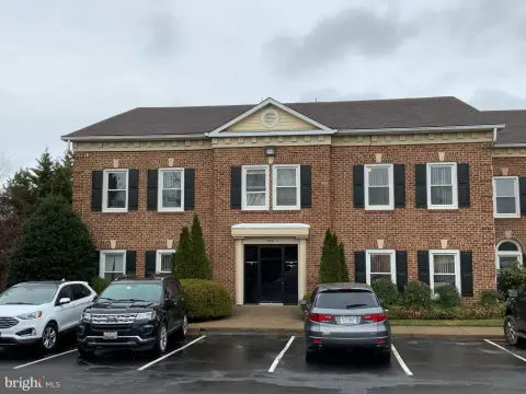 Professional Office Condo For Lease