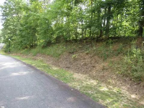 Residential Lot in Keowee Mountain