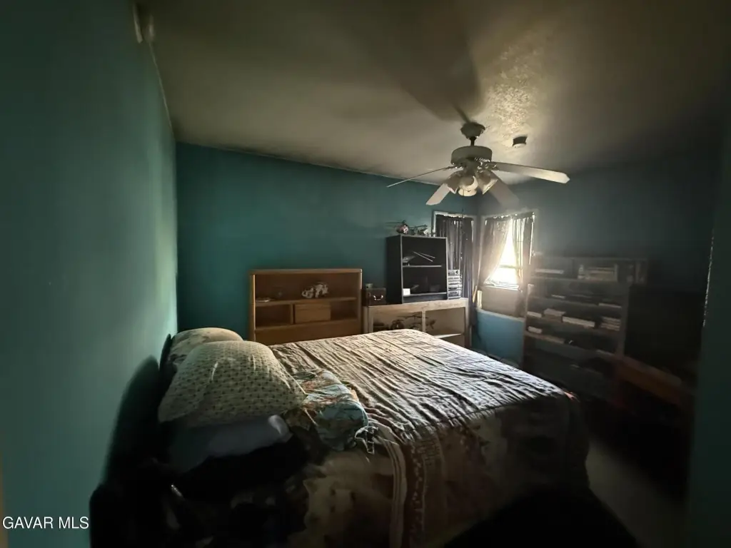 Picture 19