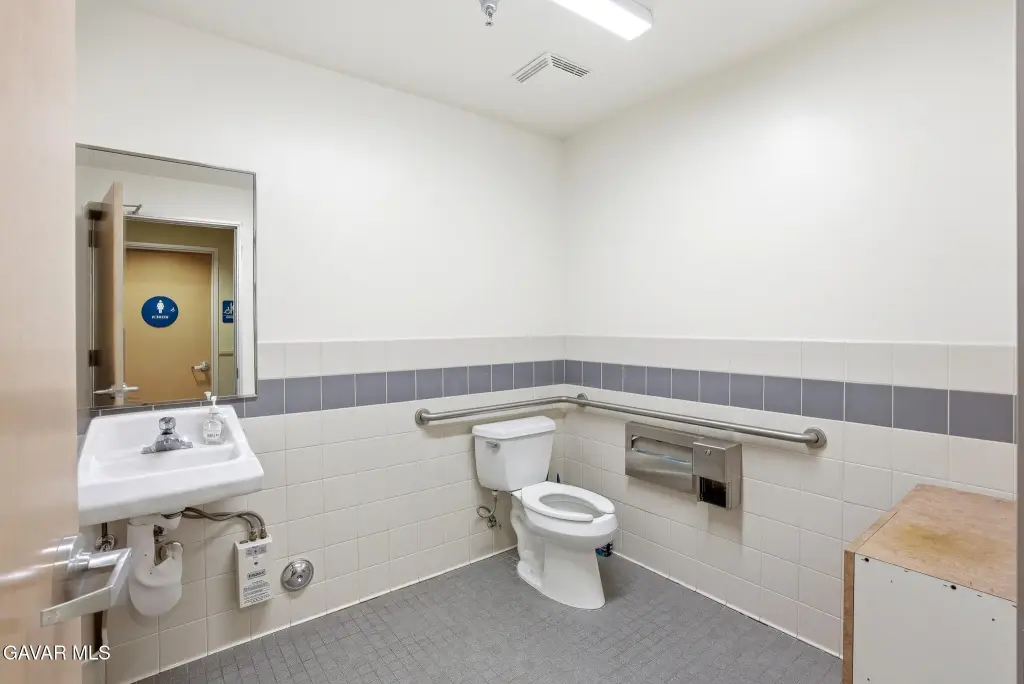 Picture 17