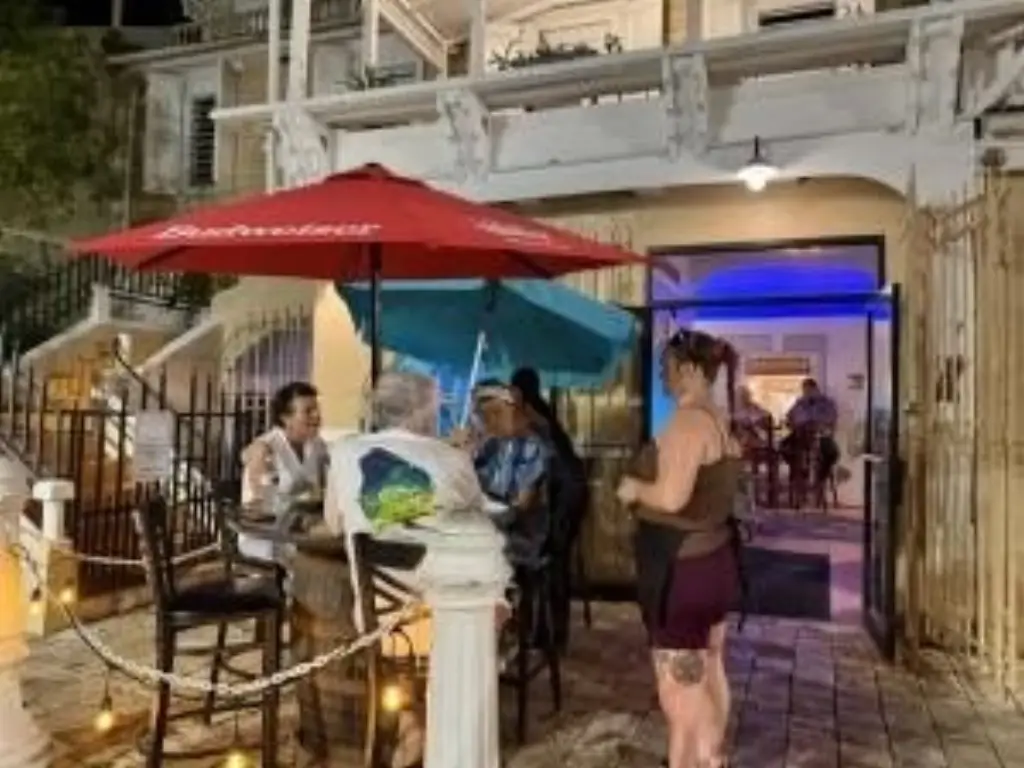 Picture 30