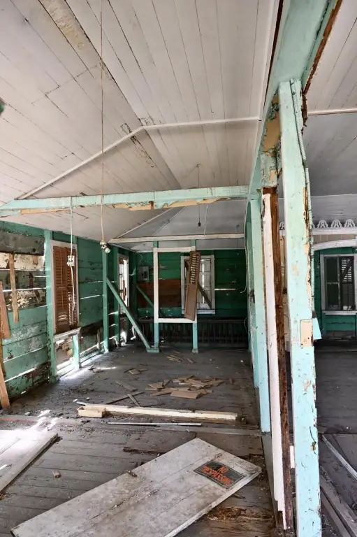 Picture 16