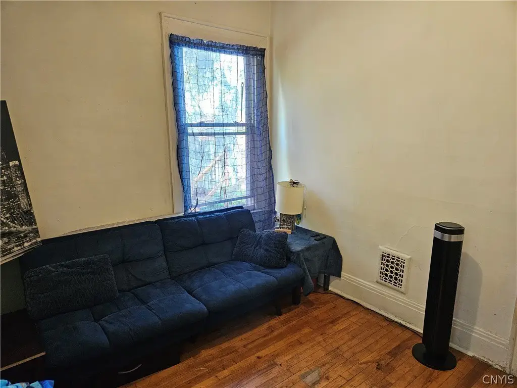 Picture 15