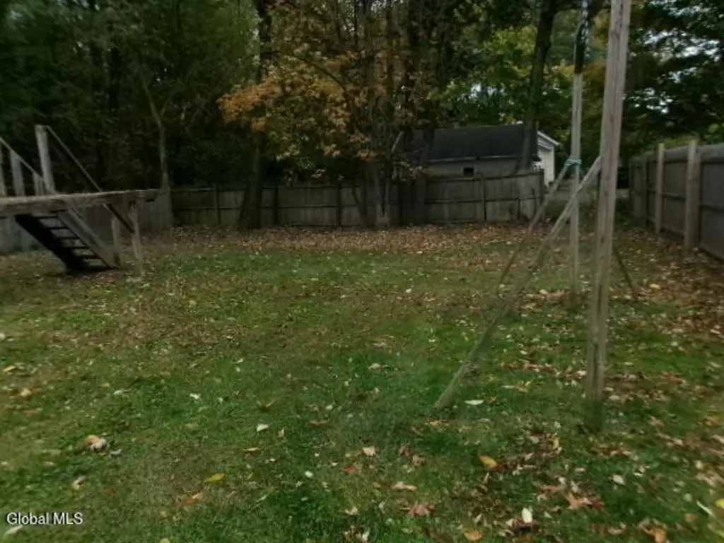 Picture 4
