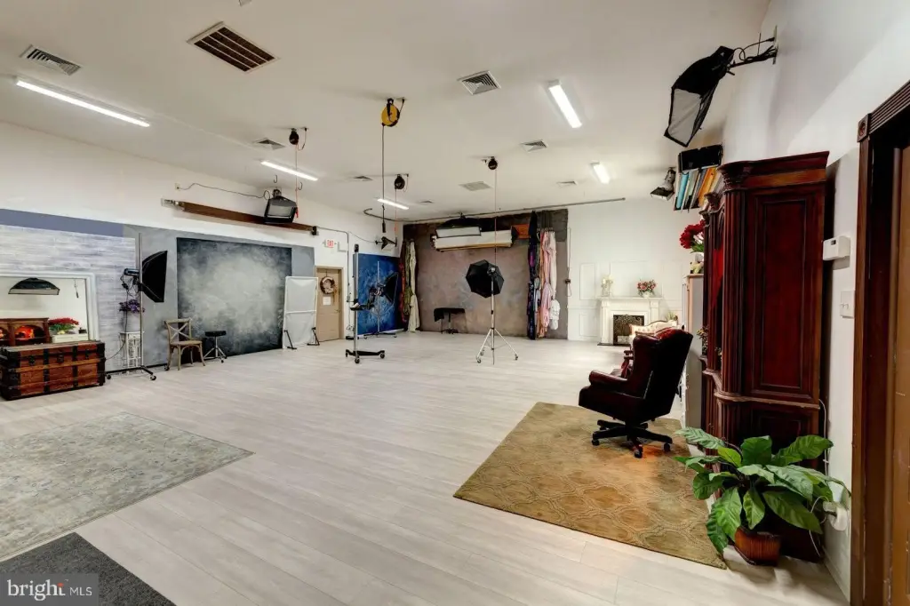Picture 7