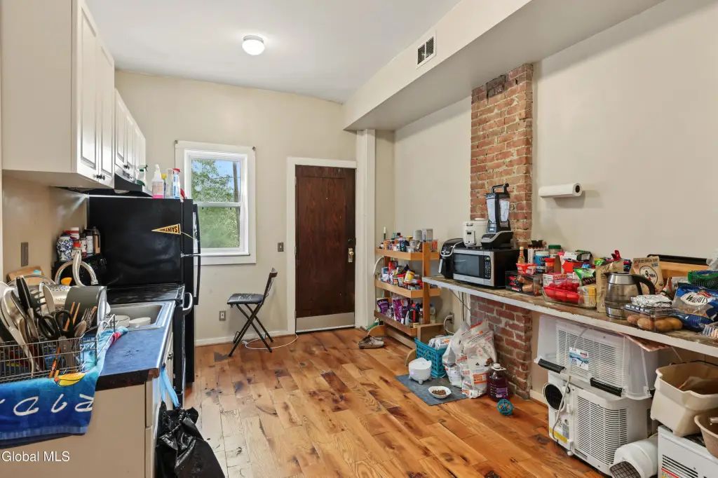 Picture 5