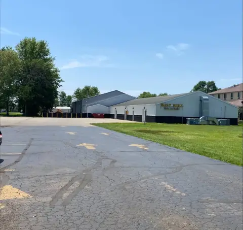 Robinson, IL Commercial Building For Sale