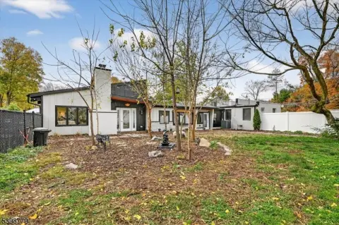 Mixed-Use Investment Property with Auto Shop