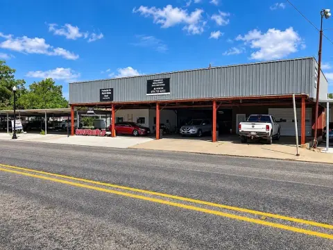 Corner Warehouse with Highway Frontage