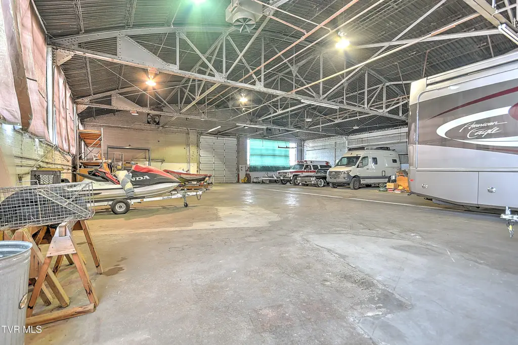 Picture 30