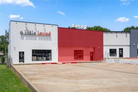 Highway 412 Retail Space