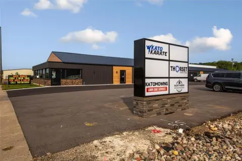 Commercial Spaces on N Riverfront