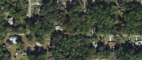 Residential Land in Inverness, FL