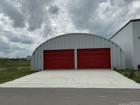 Salado Airport Hangar Opportunity