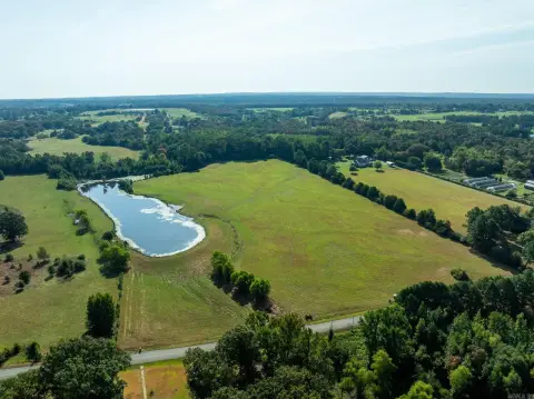 Agricultural Land with Lake Access