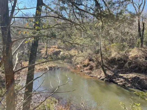 Mountain Hunting Acreage Retreat