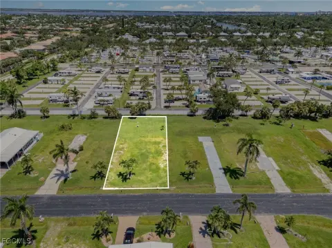Fort Myers Mobile Home Lot