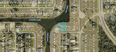 Cape Coral Canal Lot