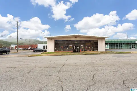 Commercial Property Near Downtown Anniston