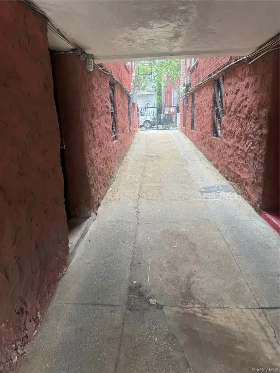 Picture 18