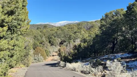 Santa Fe Homesite with Mountain Views