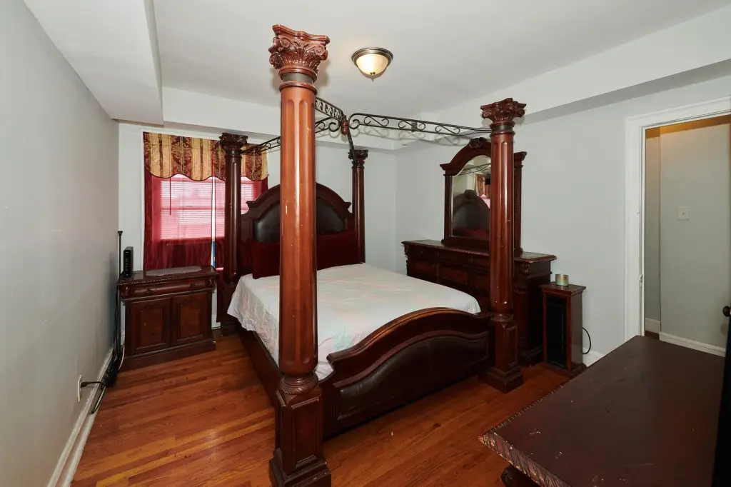 Picture 7