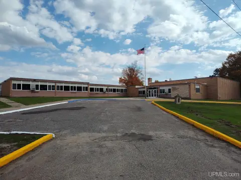 Iron River Commercial Investment Opportunity