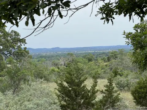 Bandera, TX 10-Acre Land