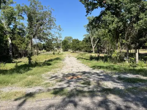 5 Acre Wooded Homesite