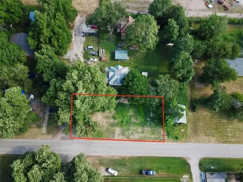 Residential Lot Near Downtown Shawnee