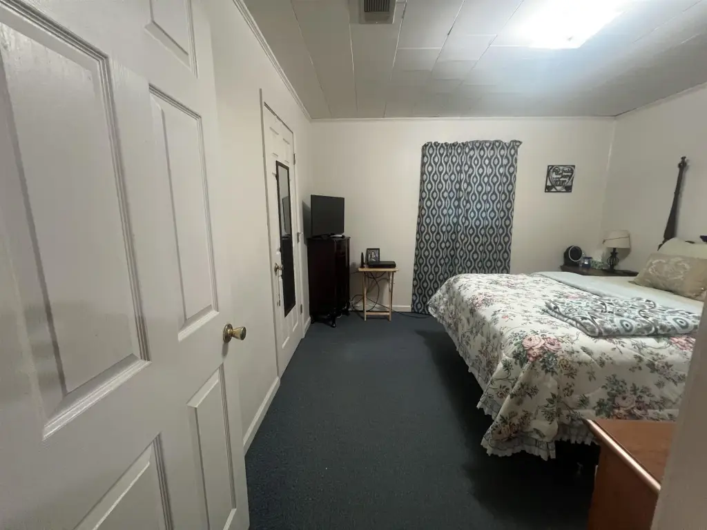 Picture 9