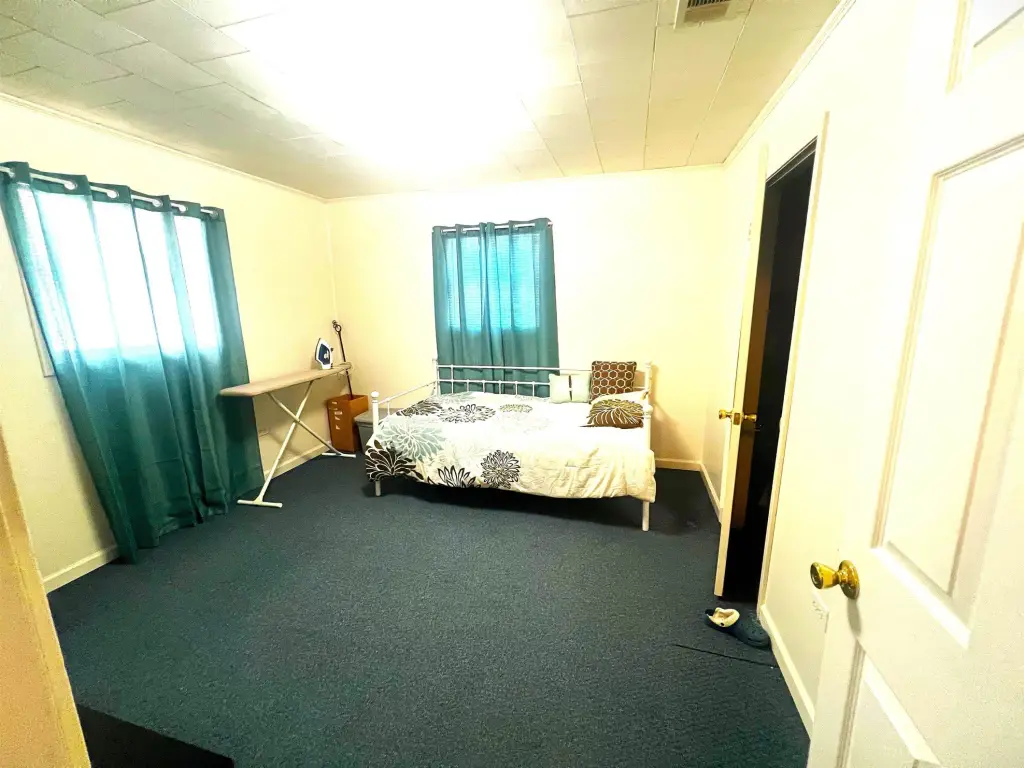 Picture 10